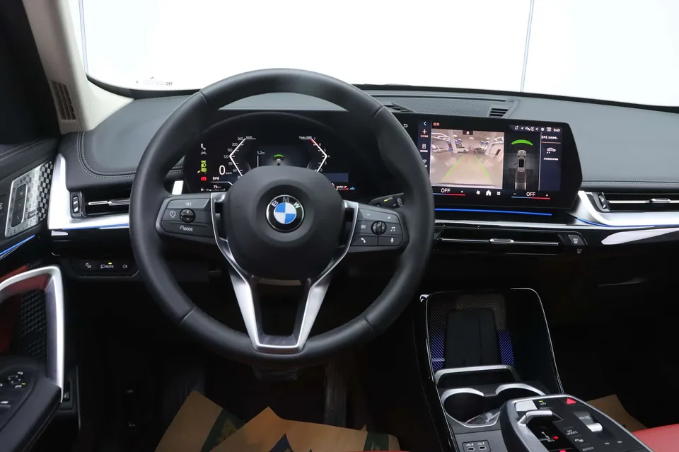 BMW X1 sDrive25Li X Design Package 2023 — миниатюра 5