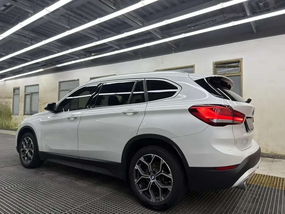 BMW X1 BMW X1 2022 sDrive25Li Leading Edition 2022 — миниатюра 4