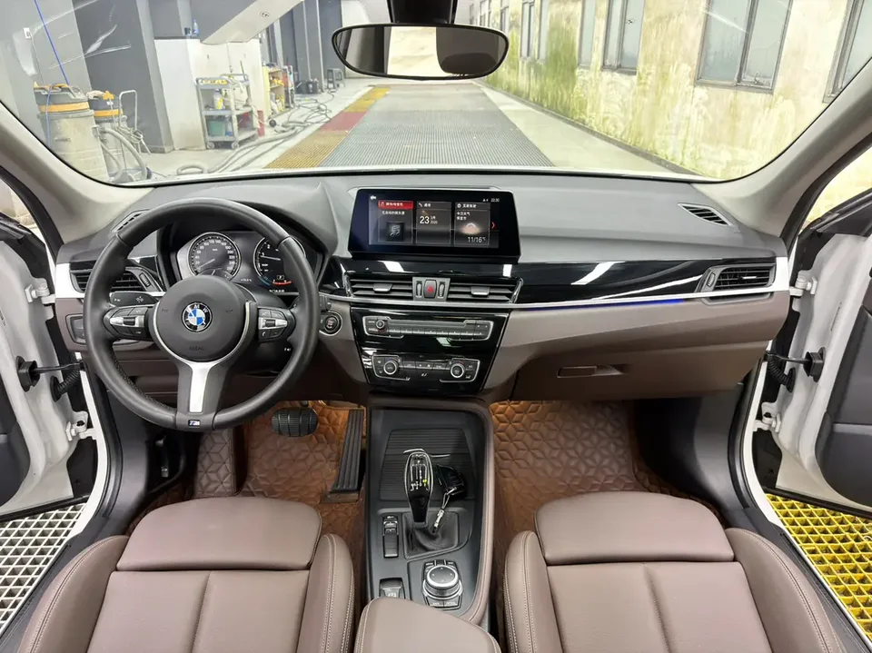 BMW X1 BMW X1 2022 sDrive25Li Leading Edition 2022 — миниатюра 5