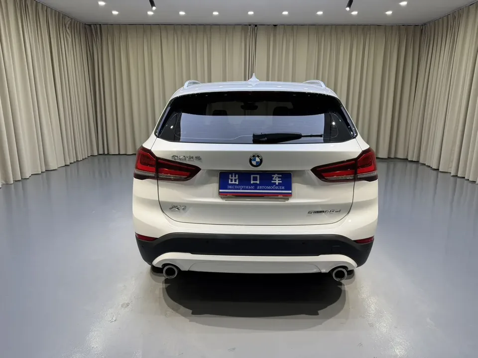 BMW X1 BMW X1 2022 sDrive20Li Fashion Edition 2022 — миниатюра 5