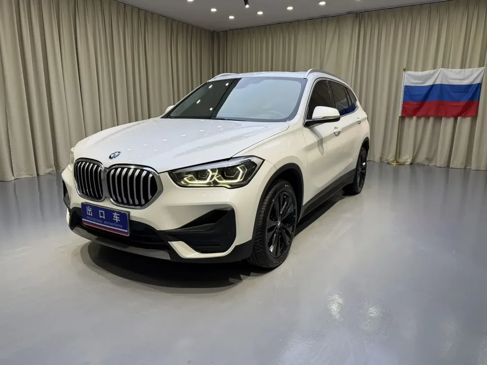 BMW X1 BMW X1 2022 sDrive20Li Fashion Edition 2022 — фото 1, купить с доставкой в Москву
