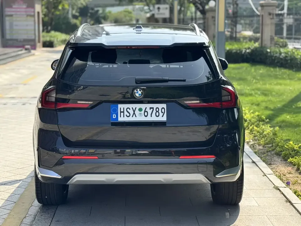 BMW X1 BMW X1 2023 sDrive25Li X Design Package 2024 — thumbnail 2
