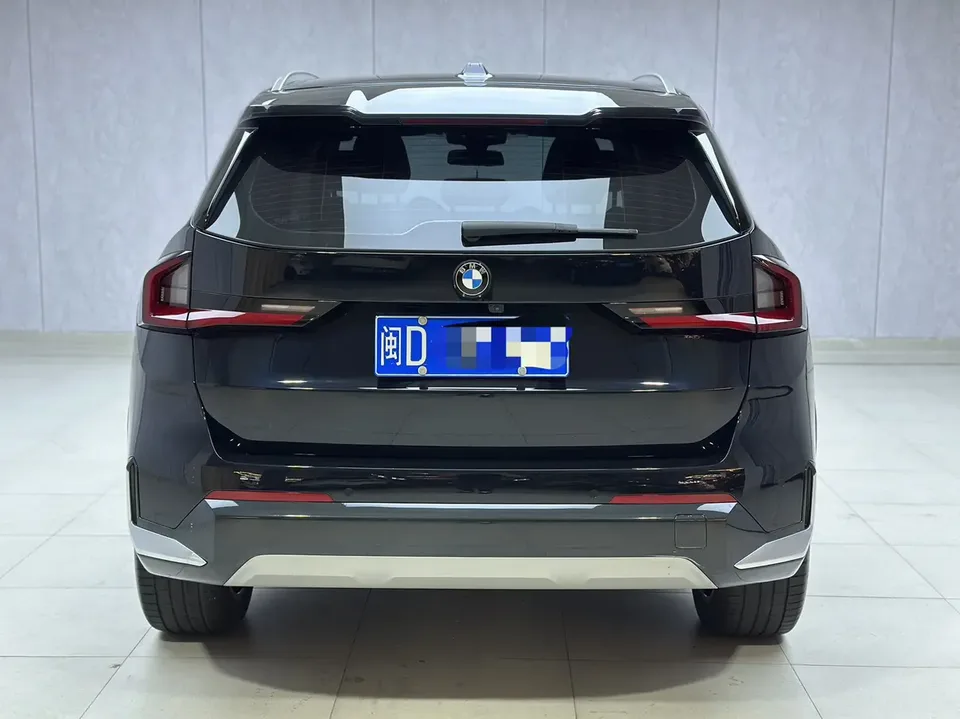 BMW X1 BMW X1 2023 sDrive25Li X Design Package 2024 — thumbnail 4