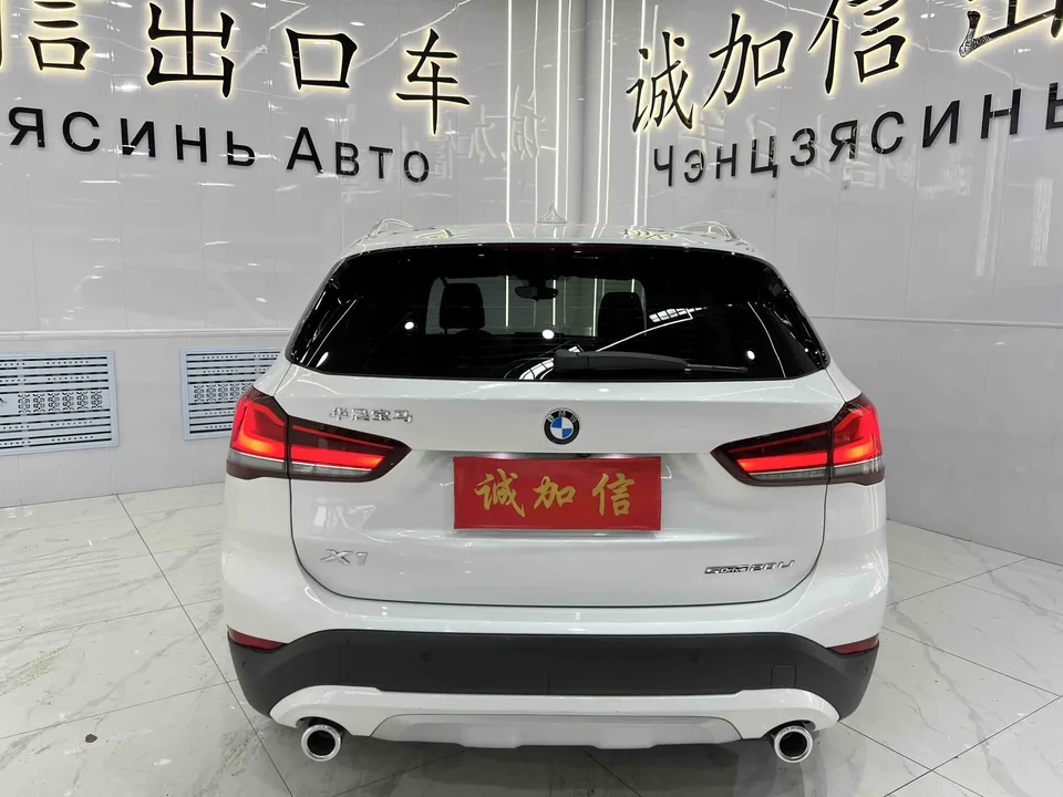 BMW X1 BMW X1 2022 sDrive20Li Fashion Edition 2023 — миниатюра 2