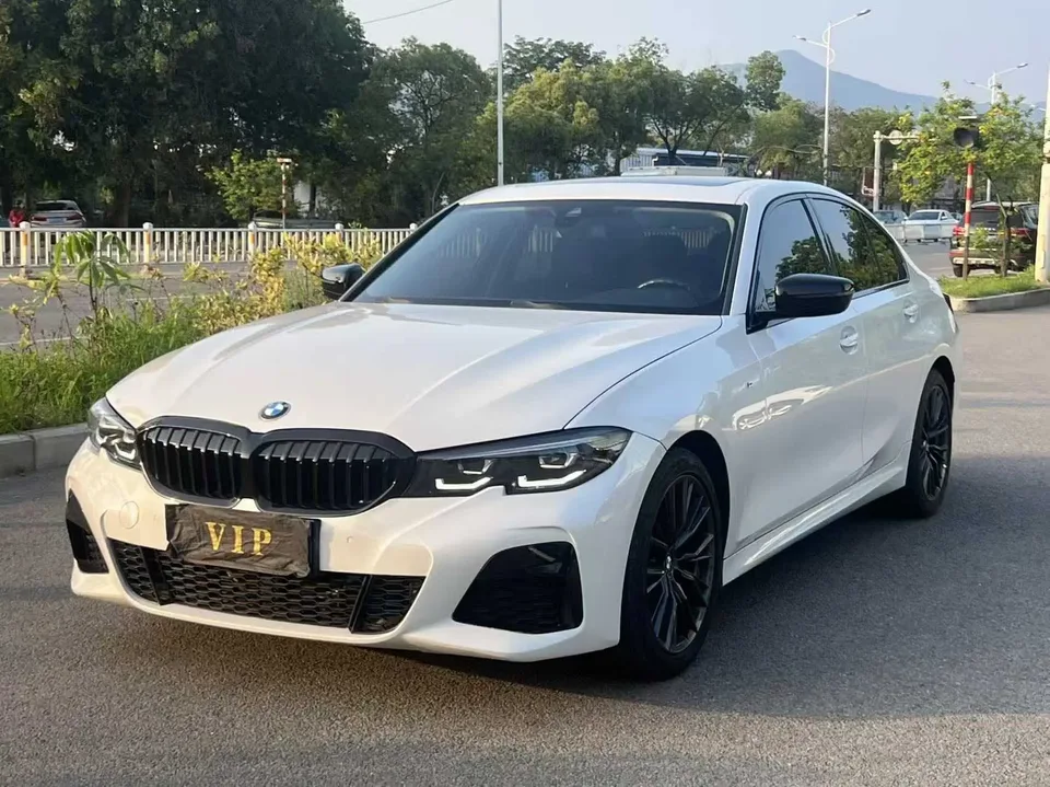 BMW 3 Series 2022