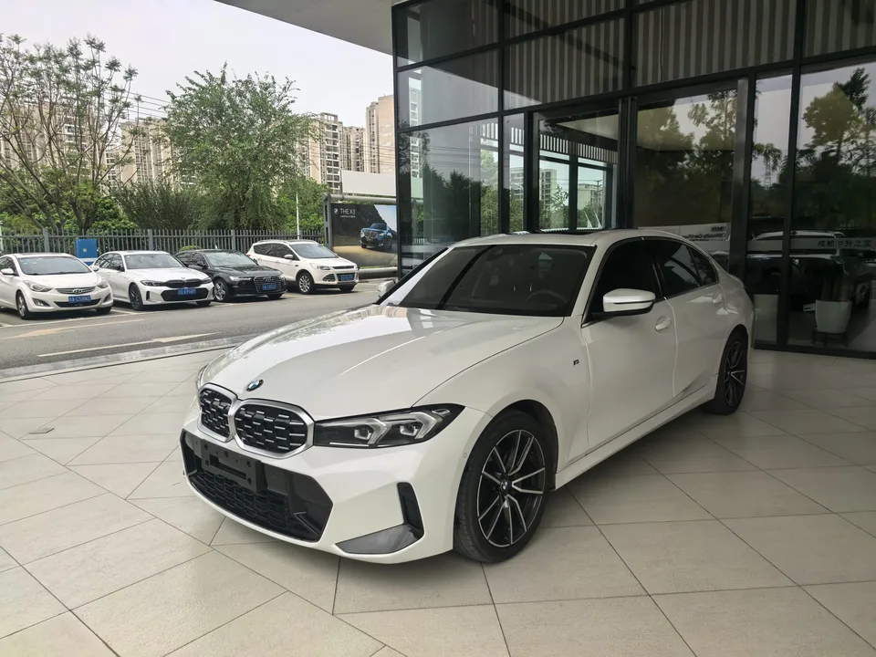 BMW 3 Series 2023