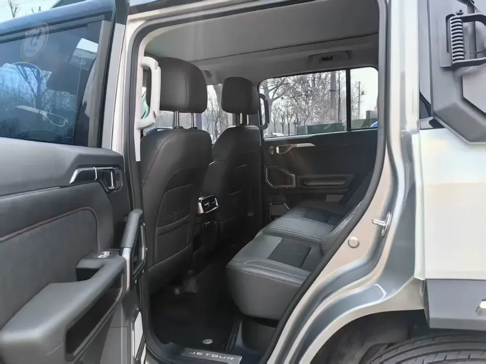 Jietu Shanhai Jetour Traveler C-DM 1.5TD DHT 129km 2WD Forest Edition 2024 — миниатюра 3