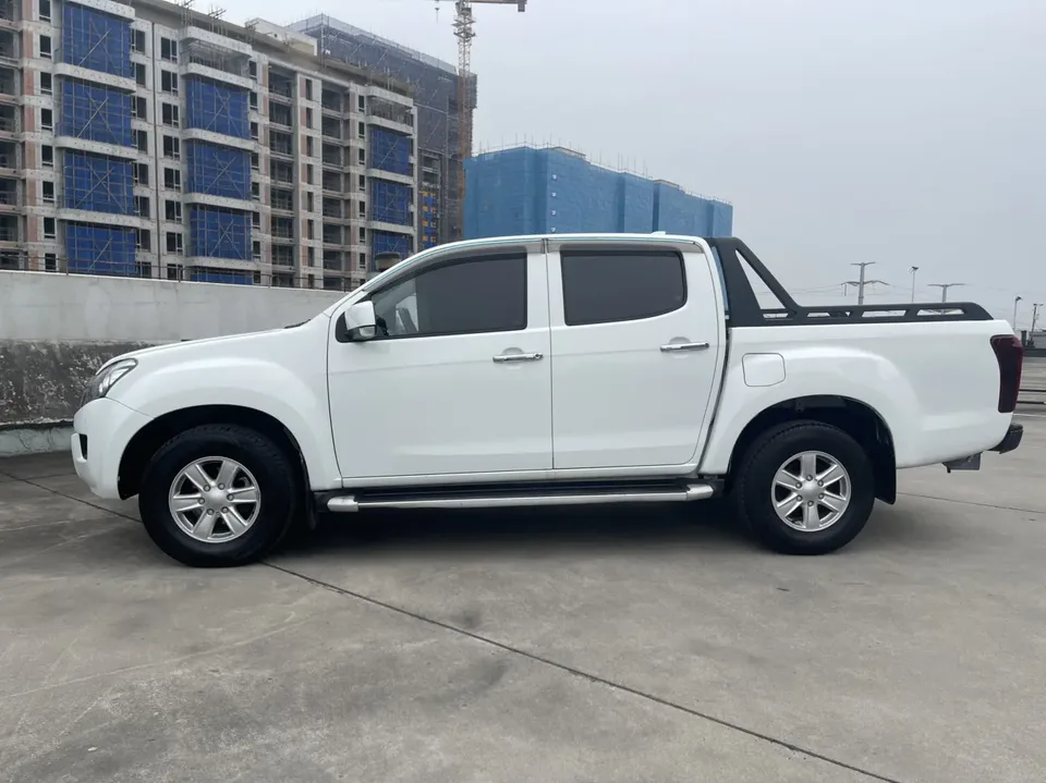 Isuzu Suzutaku 2.5T four-wheel drive automatic flagship version JE4D25Q6BM 2024 — миниатюра 4