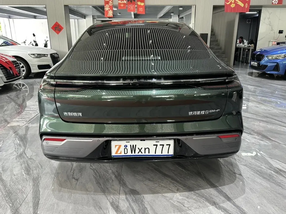 Geely Galaxy Star 8 PHEV 130km EM-P Starship Edition 2025 — миниатюра 2