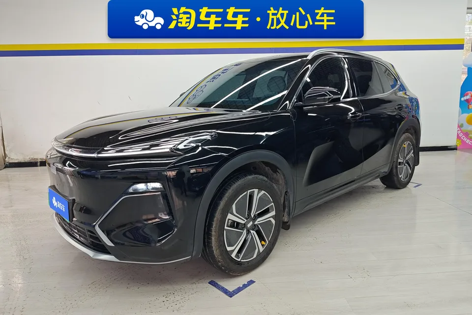 Geely Galaxy Starship 7 EM-i 2025