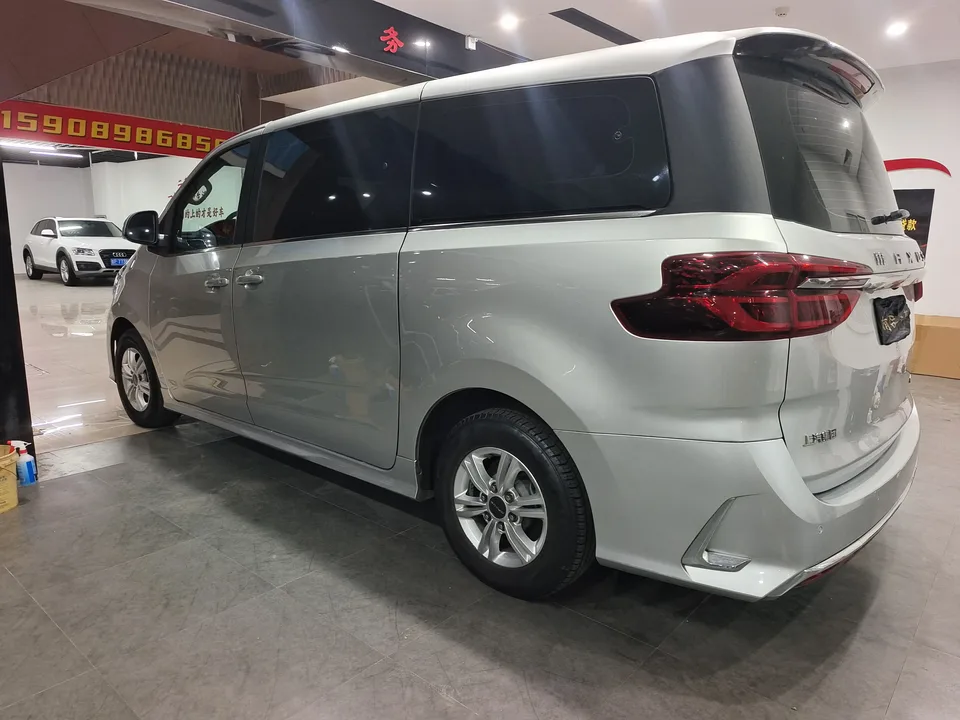 Datong Maxus G20 Maxus G20 2022 PLUS 2.0T Automatic Beverly Edition 2022 — миниатюра 3