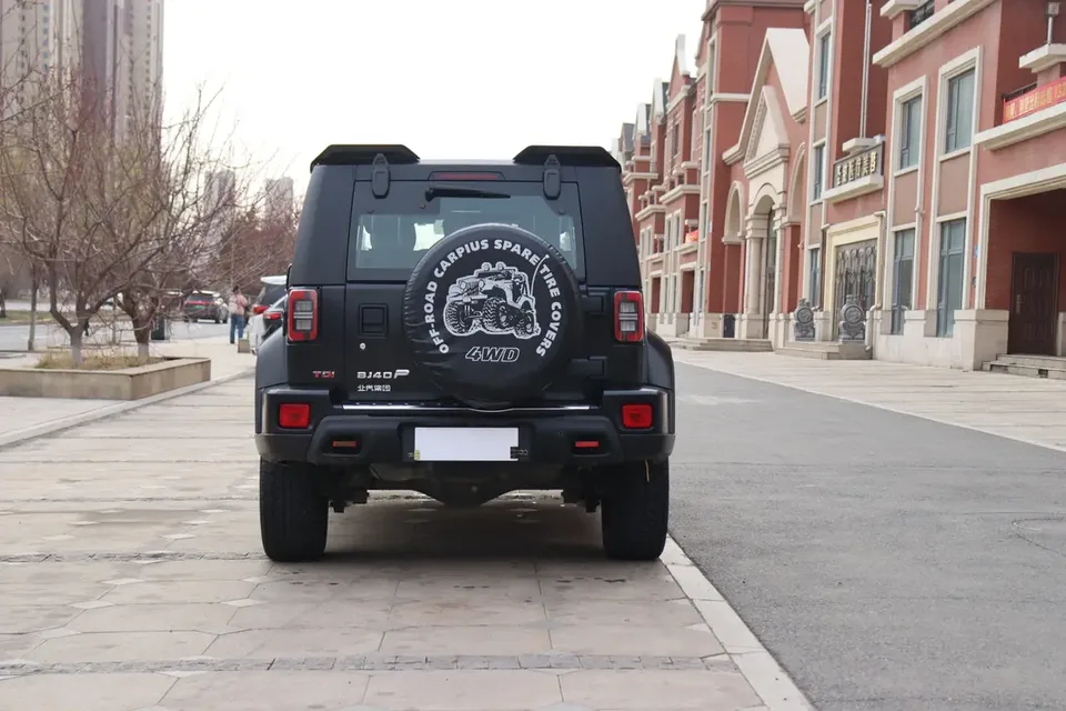BAIC Beijing Off-road BJ40 Beijing Off-road BJ40 2023 2.0D Automatic 4WD Blade Hero Edition Knight Edition 2023 — миниатюра 2