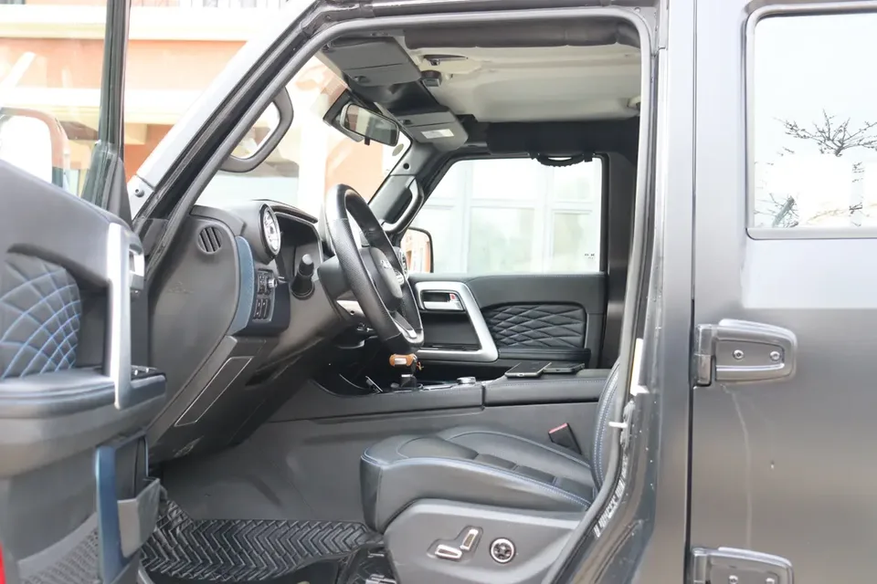 BAIC Beijing Off-road BJ40 Beijing Off-road BJ40 2023 2.0D Automatic 4WD Blade Hero Edition Knight Edition 2023 — миниатюра 5