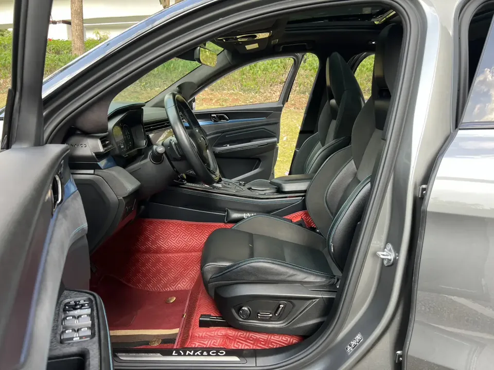 Lynk & Co 05 EM-P PHEV 1.5TD HALO 2022 — миниатюра 3