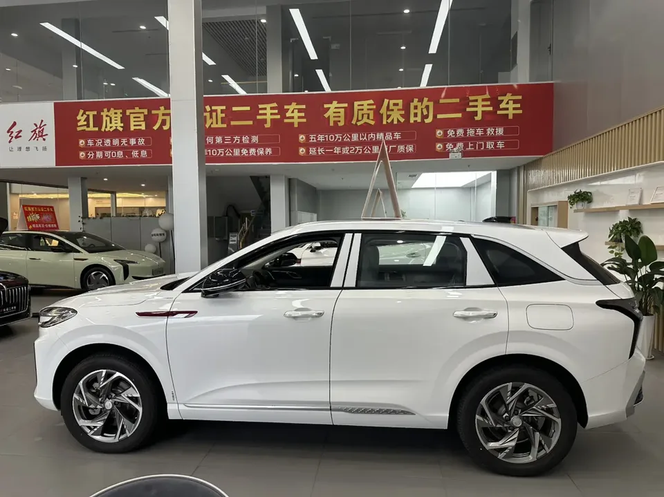 Hongqi HS3 PHEV 115km Jinwei Edition 2026 — миниатюра 4