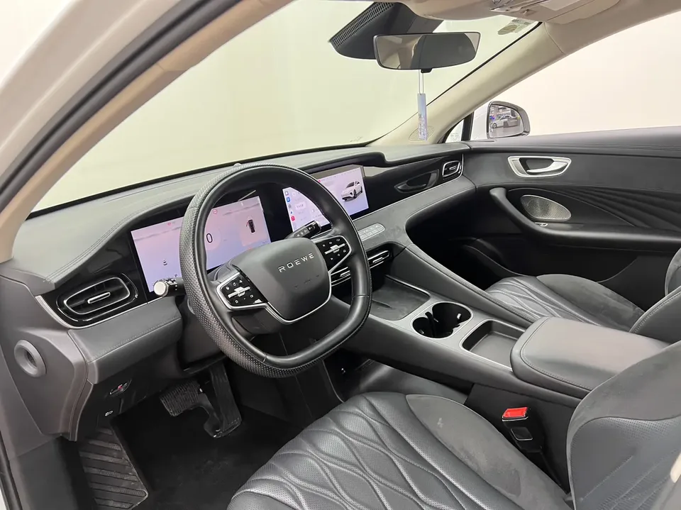 Roewe D7 EV 510 rear drive flagship version 2023 — миниатюра 4