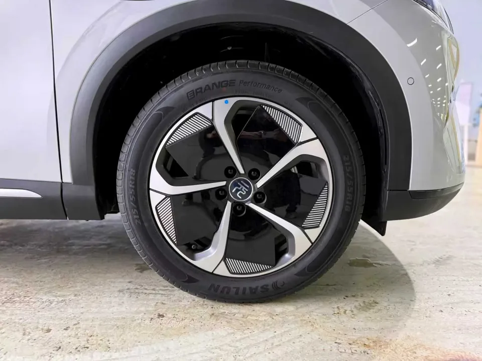 BYD Yuan Plus Honor Edition 510KM Leading Edition 2025 — миниатюра 3