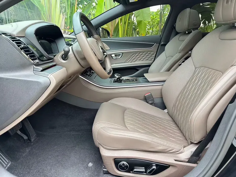 BYD Han DM DM-i Champion Edition 121KM Premium Edition 2024 — миниатюра 5