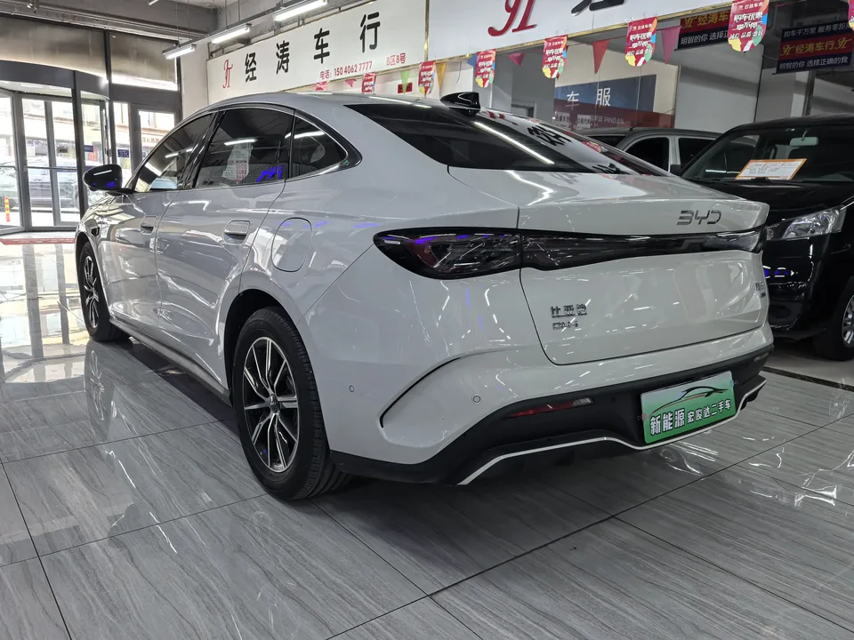 BYD Seal 06DM Intelligent Driving Edition DM-i 80KM Premium Edition 2025 — миниатюра 4