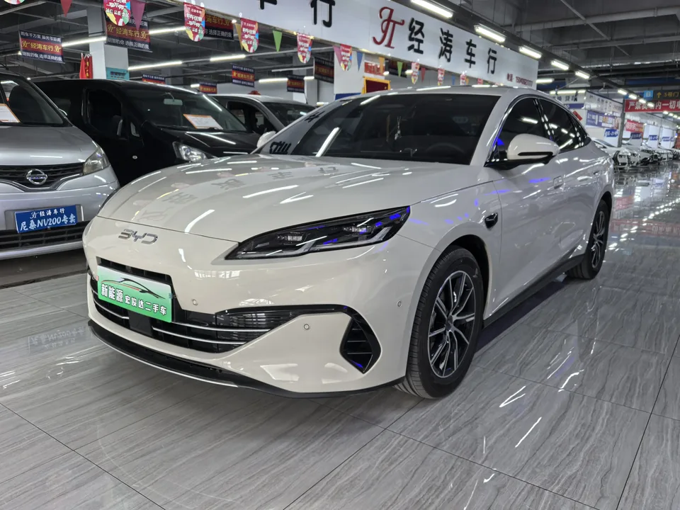 BYD Seal 06DM 2025