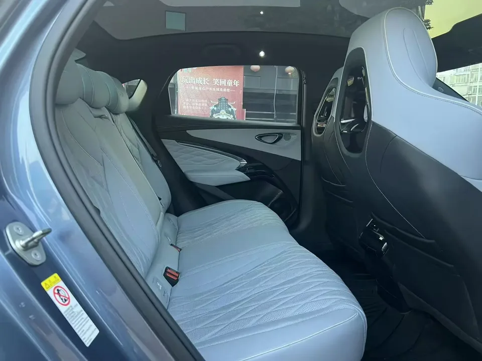 BYD Seal 550km standard range rear-wheel drive premium model 2022 — миниатюра 3