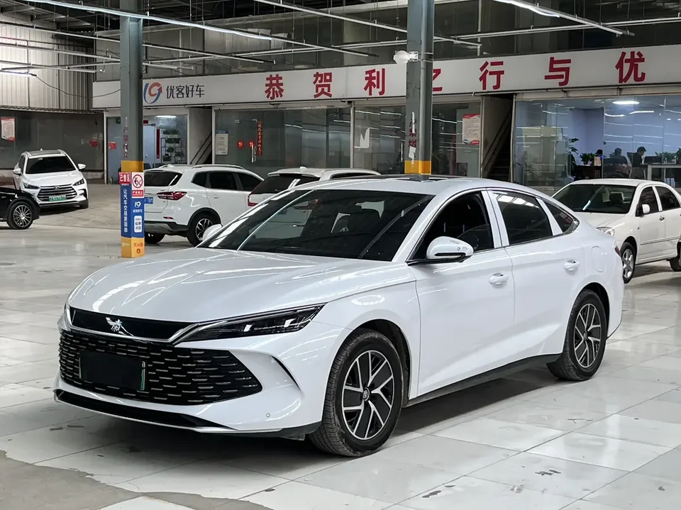 BYD Qin L DM 2025