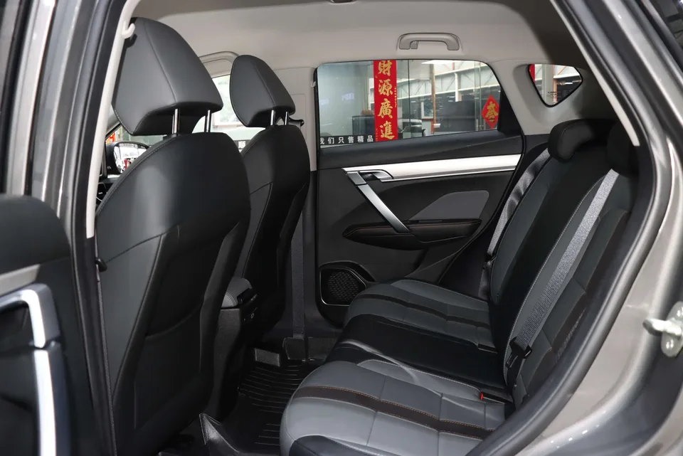 Geely Coolray SX11 1.5T DCT Longteng Edition 2024 — миниатюра 5