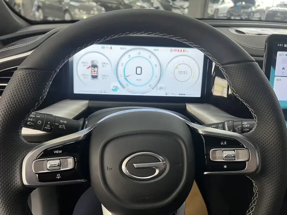 GAC Trumpchi GS8 Trumpchi GS8 2025 Pilot Series 2.0TGDI 2WD 5-seater Luxury Edition 2025 — миниатюра 4
