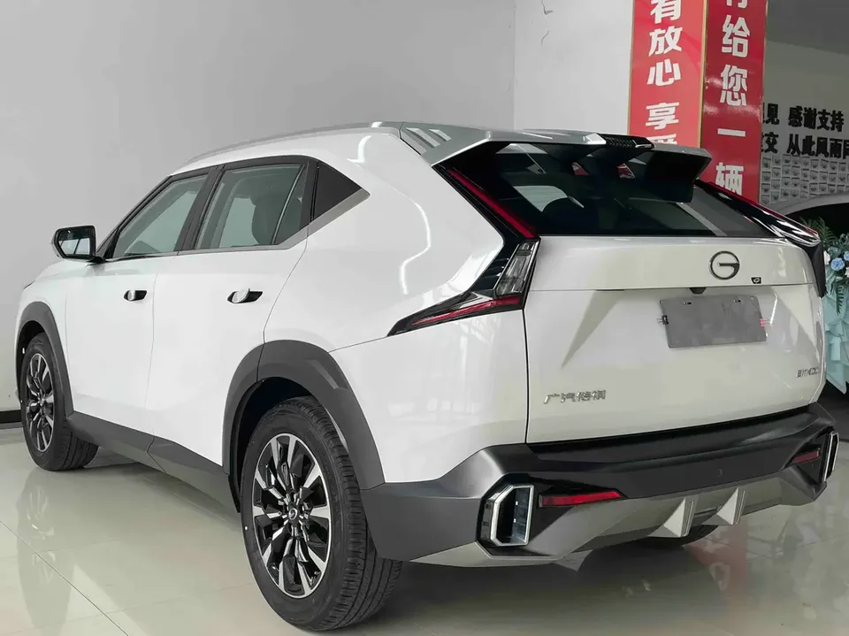 GAC Trumpchi Shadowcool 1.5T Supernova Pro Edition 2025 — миниатюра 4
