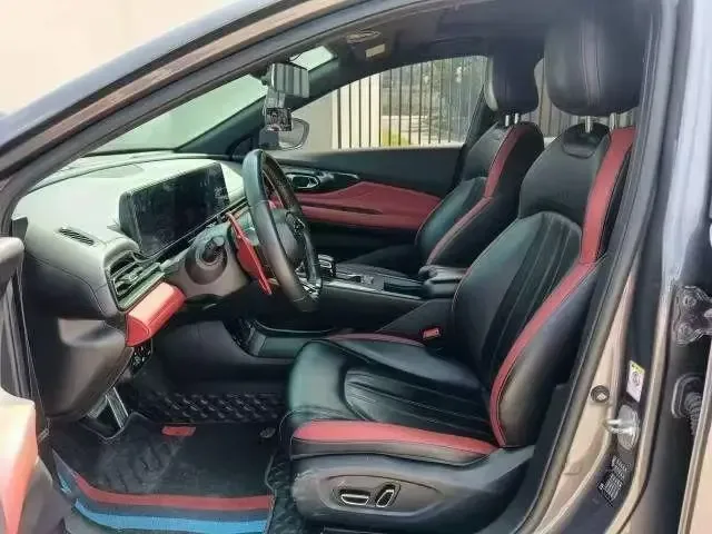 GAC Trumpchi Shadow Leopard 270T J15 Edition 2022 — миниатюра 5