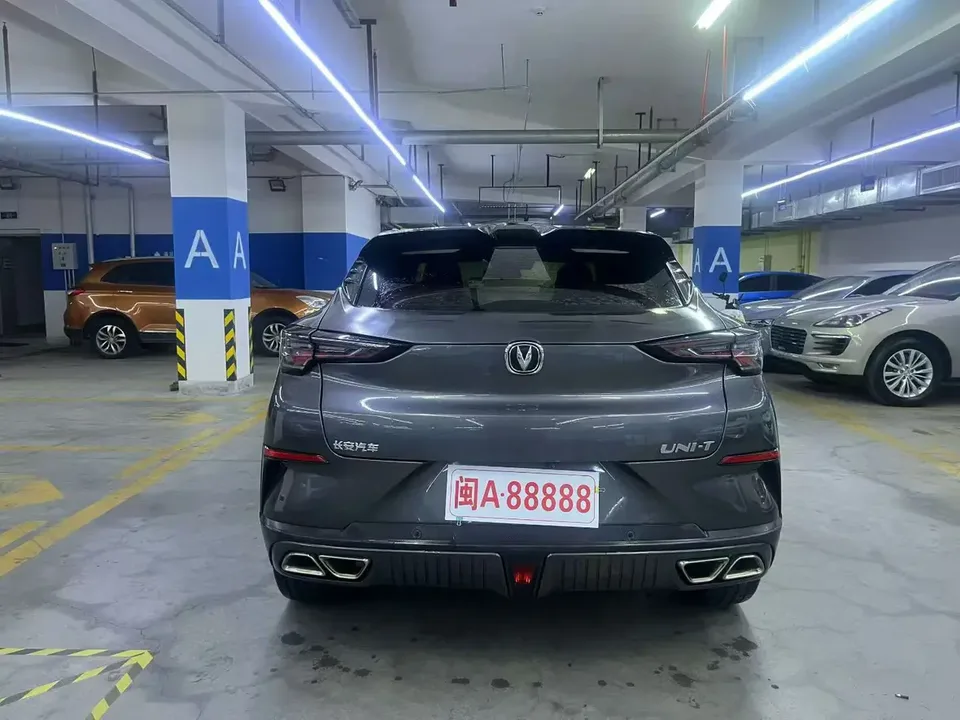 Changan UNI-T Changan UNI-T 2022 1.5T Sports Edition Premium Edition 2022 — миниатюра 2