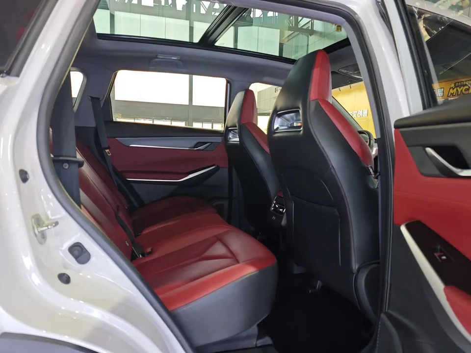 Changan CS75PLUS second generation 1.5T automatic exclusive model 2022 — миниатюра 5