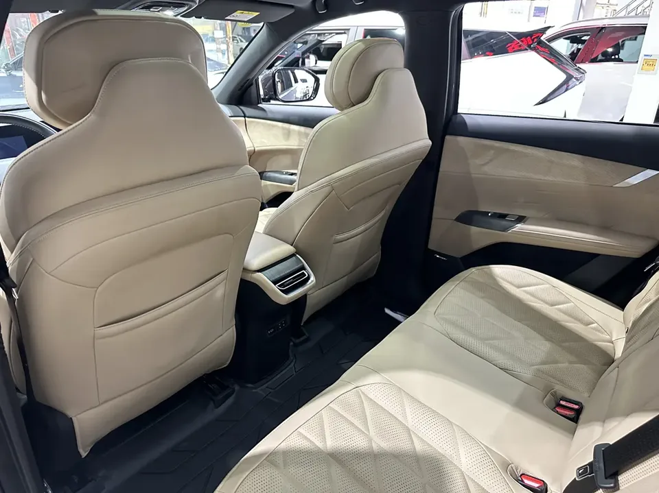 Changan CS75PLUS Changan CS75 PLUS 2025 fourth generation 1.5T New Blue Whale Smart Flagship 2025 — миниатюра 5