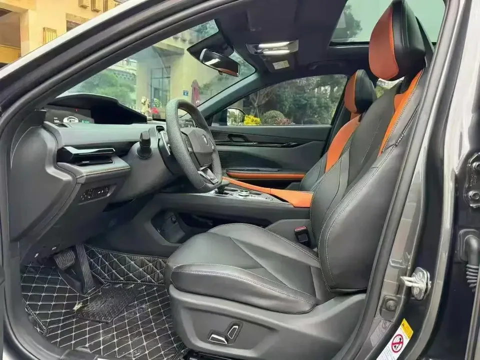 Changan UNI-V 1.5T Premium Edition 2023 — миниатюра 5