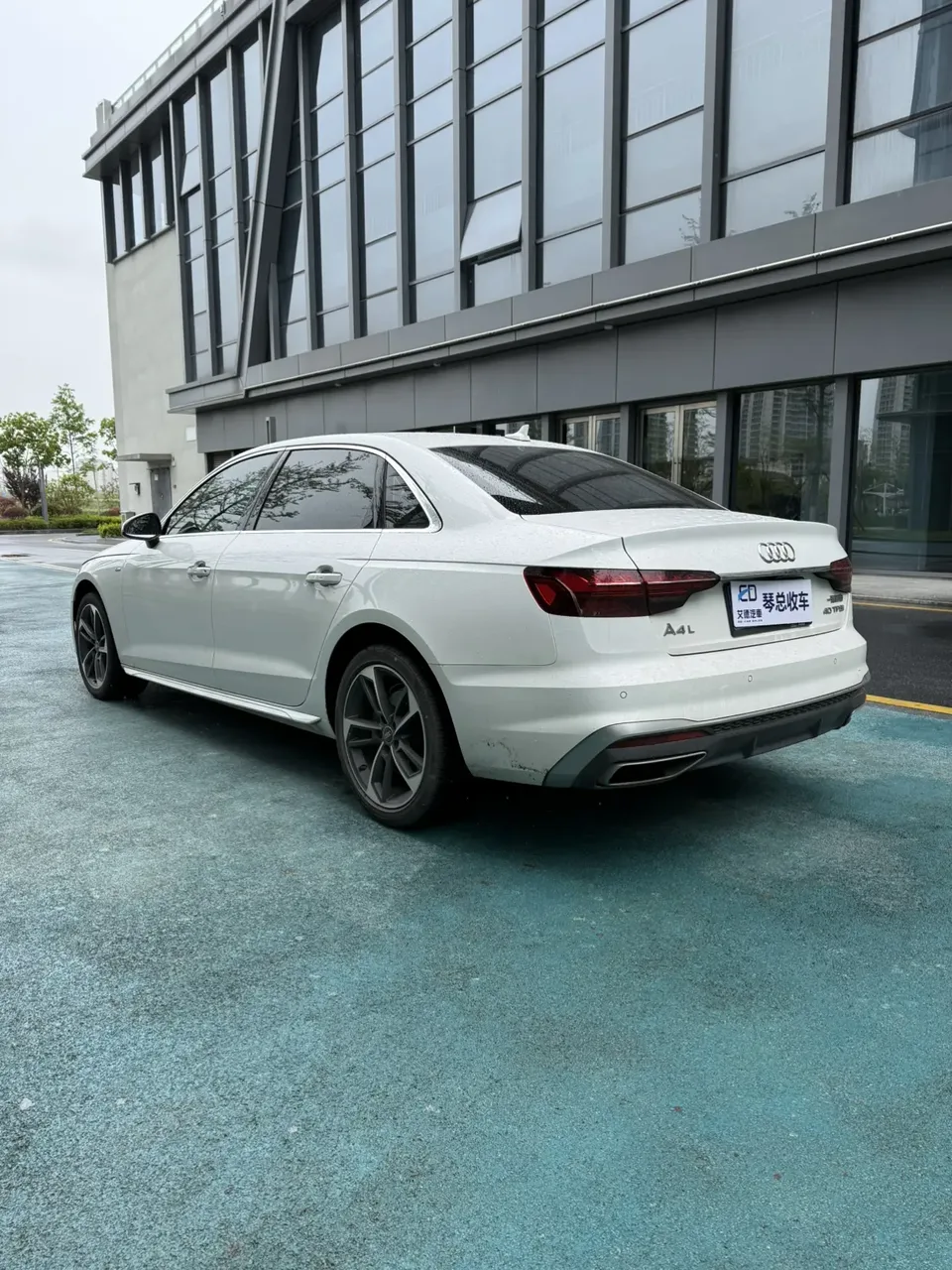 Audi a4 l A4L 2022 Audi A4L 2022 40 TFSI Fashion Dynamic Edition 2022 — thumbnail 4