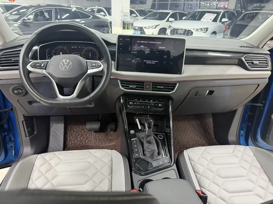 Volkswagen Tayron Tanyue 2023 280TSI 2WD Luxury Plus Advanced Edition 2023 — миниатюра 4