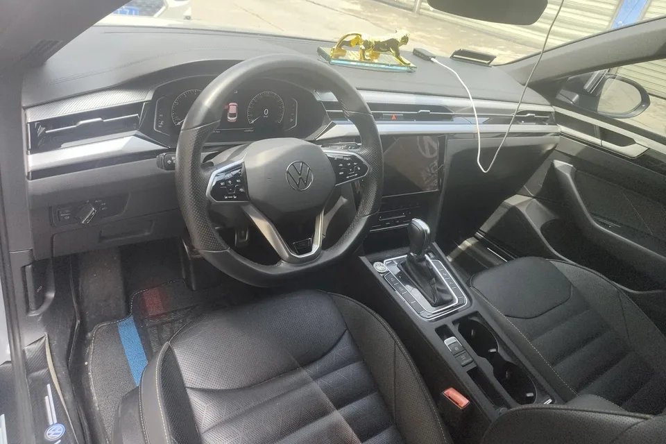 Volkswagen Arteon Volkswagen CC 2023 380TSI Eye-catching Edition 2023 — миниатюра 3