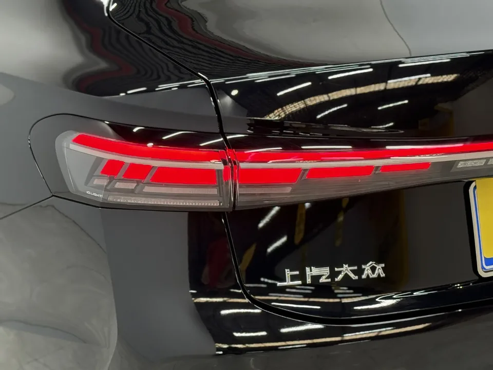 Volkswagen Passat Passat 2025 Pro 380TSI Starry Sky Dragon Edition 2025 — thumbnail 4