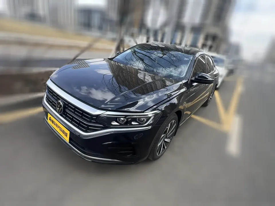 Volkswagen Passat 2024