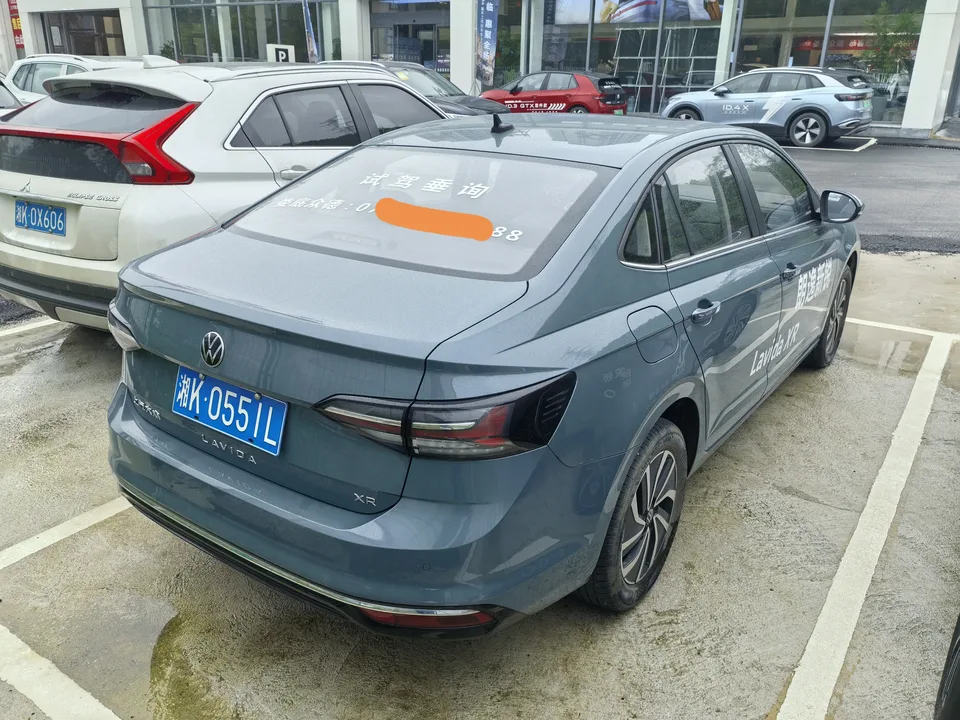 Volkswagen Lavida New 1.5L Automatic New Edition 2023 — миниатюра 3
