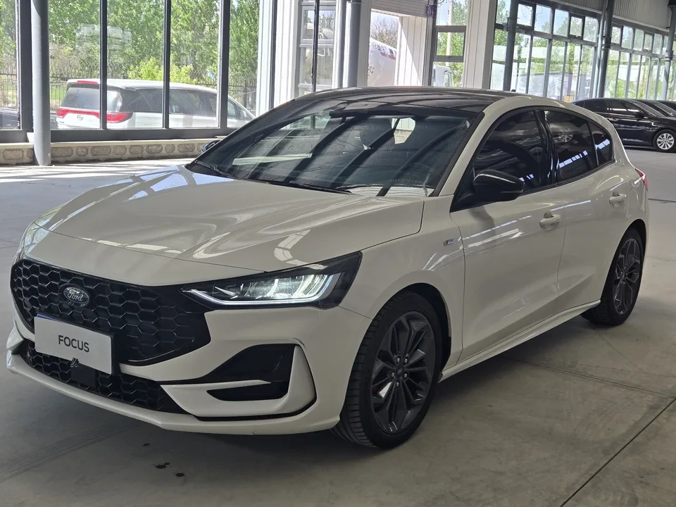 Ford Focus 2023
