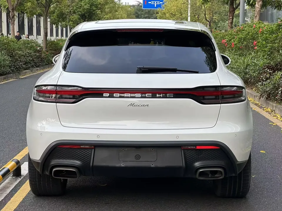 Porsche Macan Macan 2022 Macan 2.0T 2022 — thumbnail 2