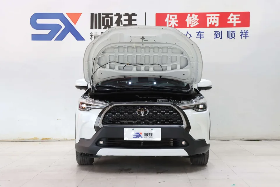 Toyota CorollaCross 2.0L Deluxe Edition 2022 — миниатюра 3