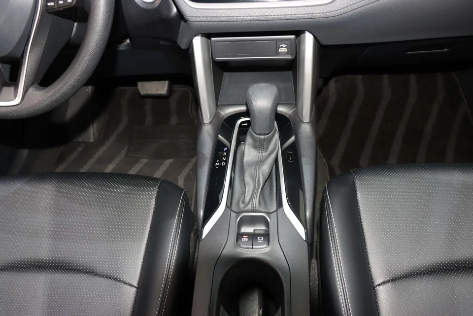 Toyota CorollaCross 2.0L Deluxe Edition 2022 — миниатюра 4