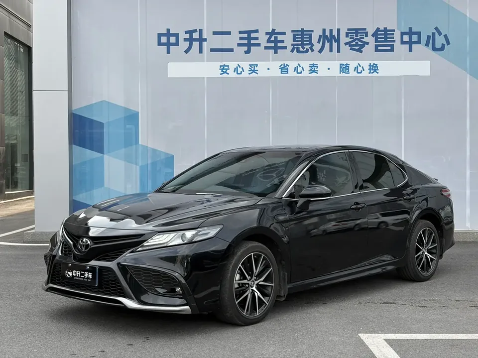 Toyota Camry 2022