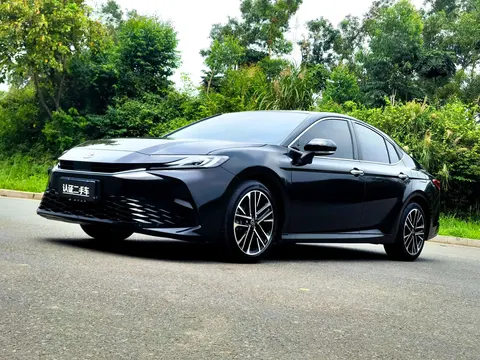 Toyota Camry 2024 buy in Moscow