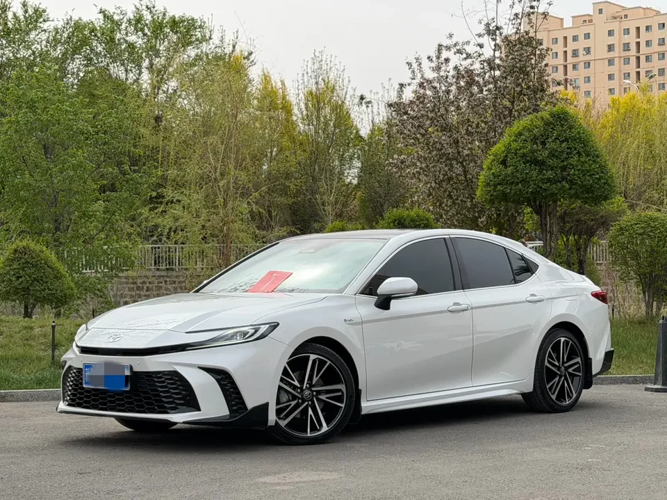 Toyota Camry 2024