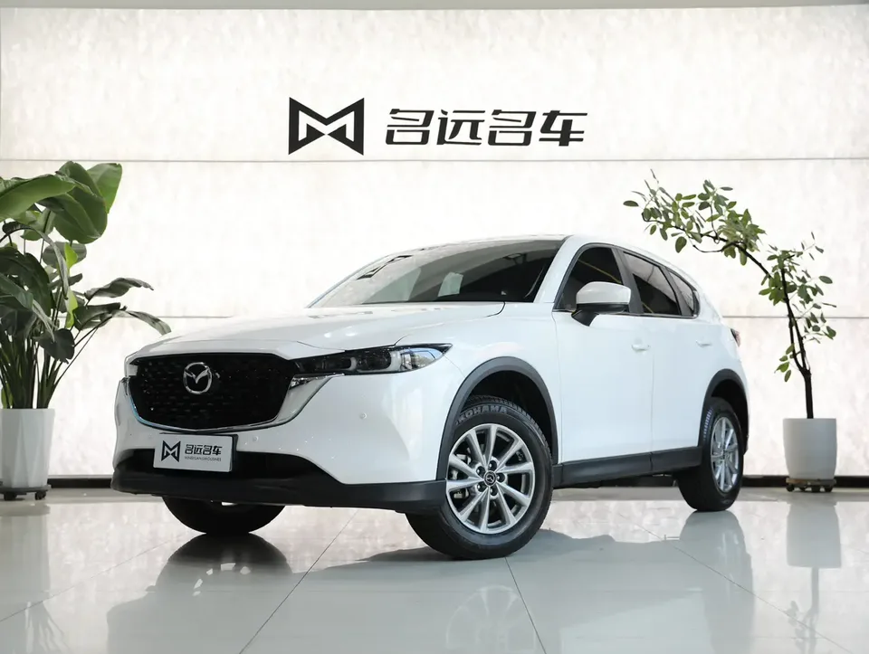 Mazda CX-5 Mazda CX-5 2022 2.0L Automatic 2WD Smart Model 2022 — photo 1, buy with delivery to Moscow