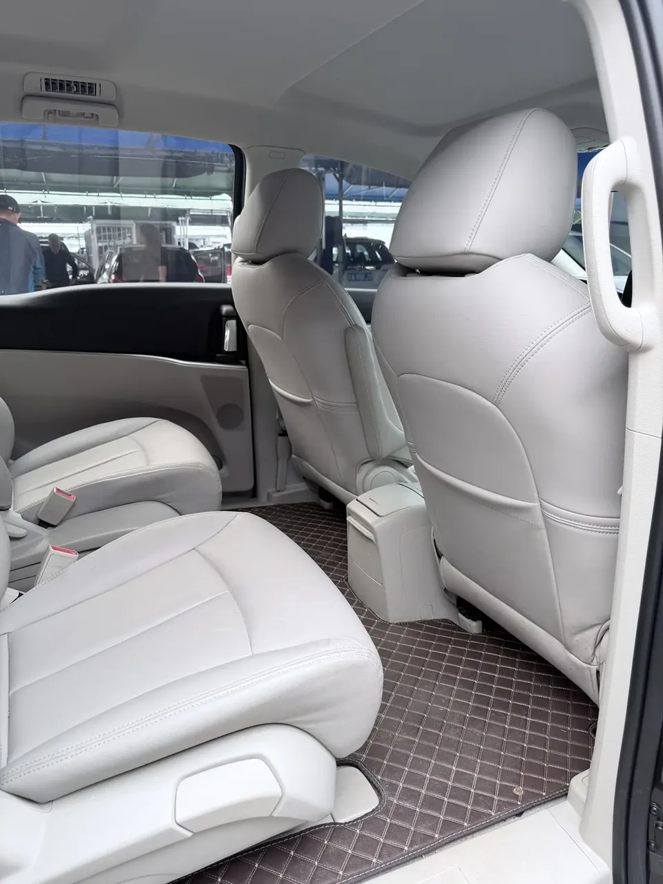 Buick GL8 Buick GL8 2022 Land Business Class 652T Comfort 2022 — thumbnail 4