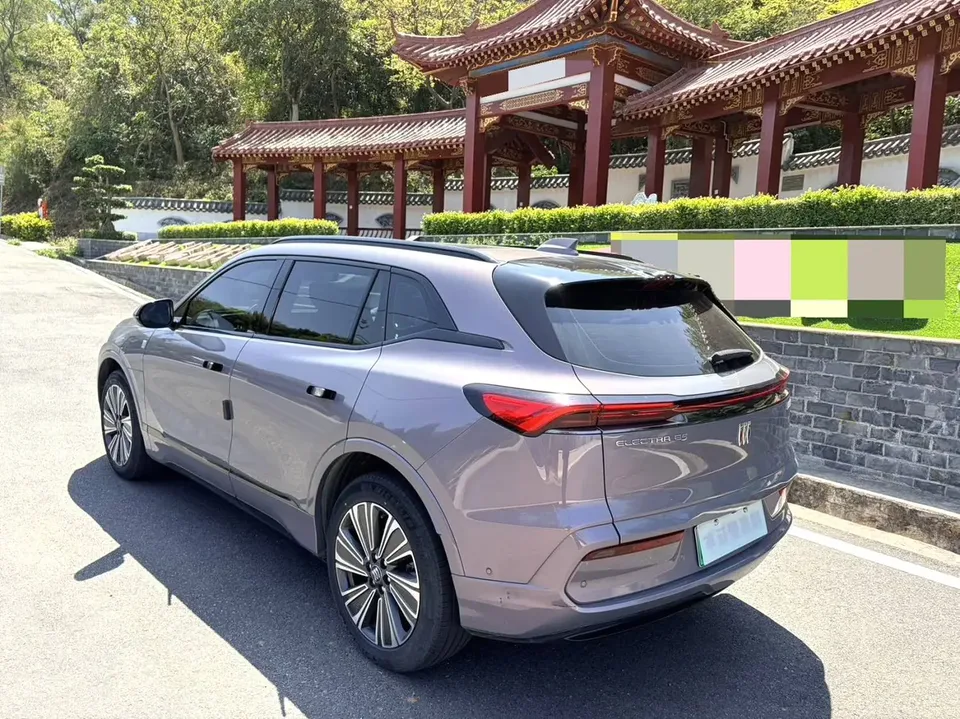 Buick E5 Premium Standard Audio and Video Edition 2024 — миниатюра 4